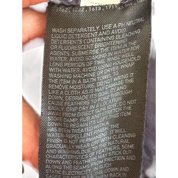 Uniqlo Ultra Light Down Packable Puffer Coat Men's Medium Navy Blue Lightweight - Picture 8 of 14